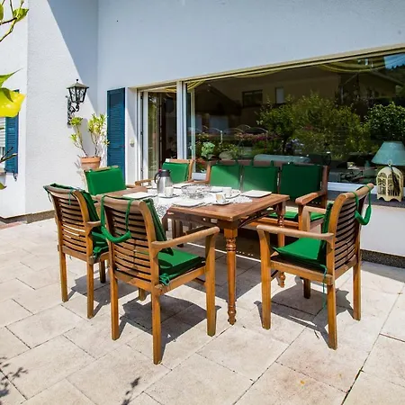 Haus Am Nuerburgring Prázdninový dům *