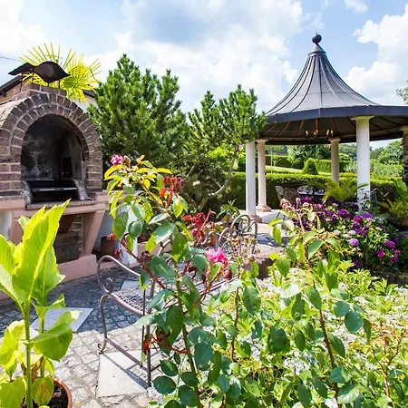 Prázdninový dům Haus Am Nuerburgring *