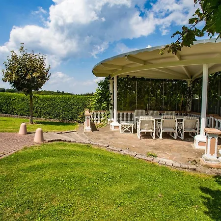 Prázdninový dům Haus Am Nuerburgring *